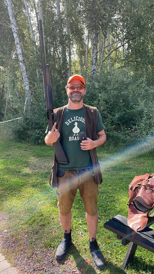 Memes, lerduer og hagl i luften